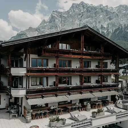 Alpenappartements Cristall Apartment Ehrwald