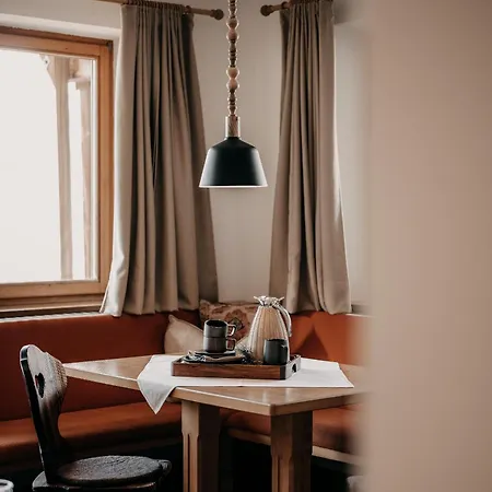 Apartment Alpenappartements Cristall Ehrwald