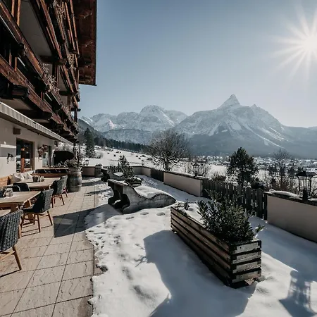 Apartment Alpenappartements Cristall Ehrwald